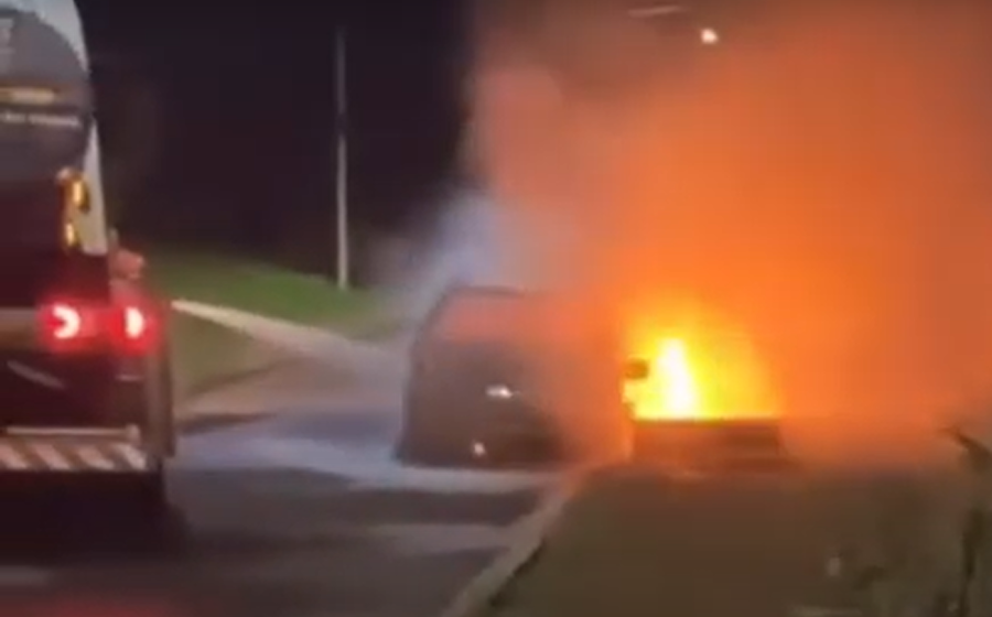 Polícia investiga assassinato a tiros e incêndio de veículo em Matelândia