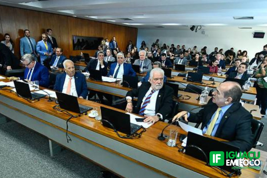 Senado aprova fim da reeleição para Presidente, Governadores e Prefeitos
